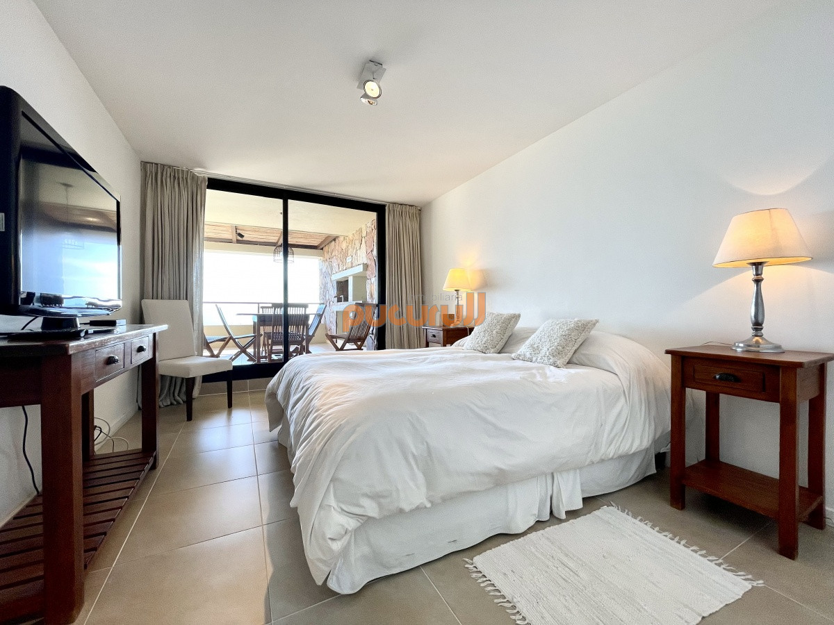 Apartamento ID.1834 - Apartamento de 2 Dormitorios con Parrillero y Vista al Mar en Punta Ballena