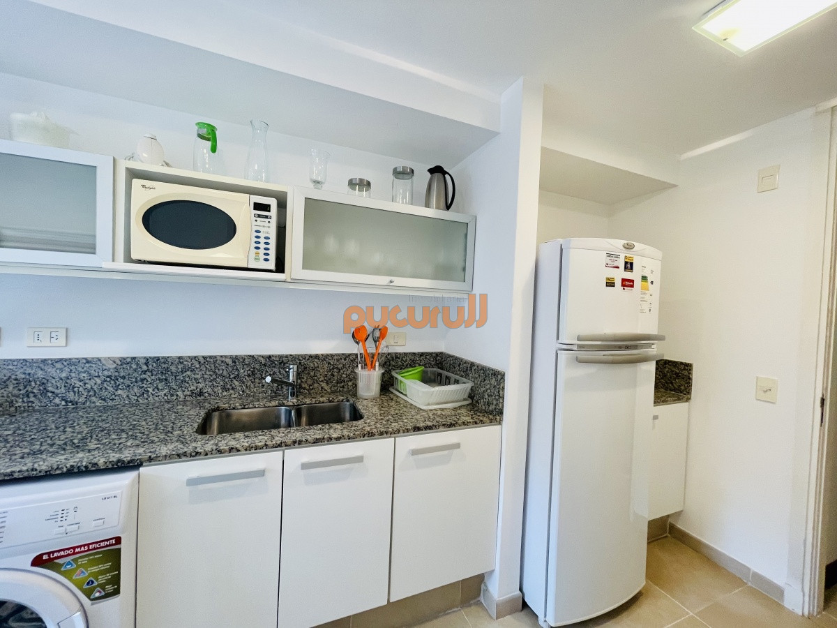 Apartamento ID.1455 - Alquiler temporario de apartamento de dos dormitorios con Parrillero de uso exclusivo en complejo privado de Punta Ballena