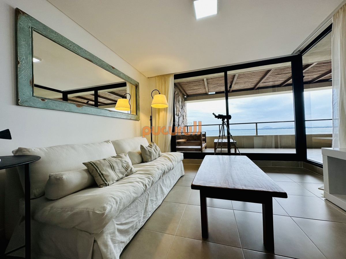 Apartamento ID.1834 - Apartamento de 2 Dormitorios con Parrillero y Vista al Mar en Punta Ballena