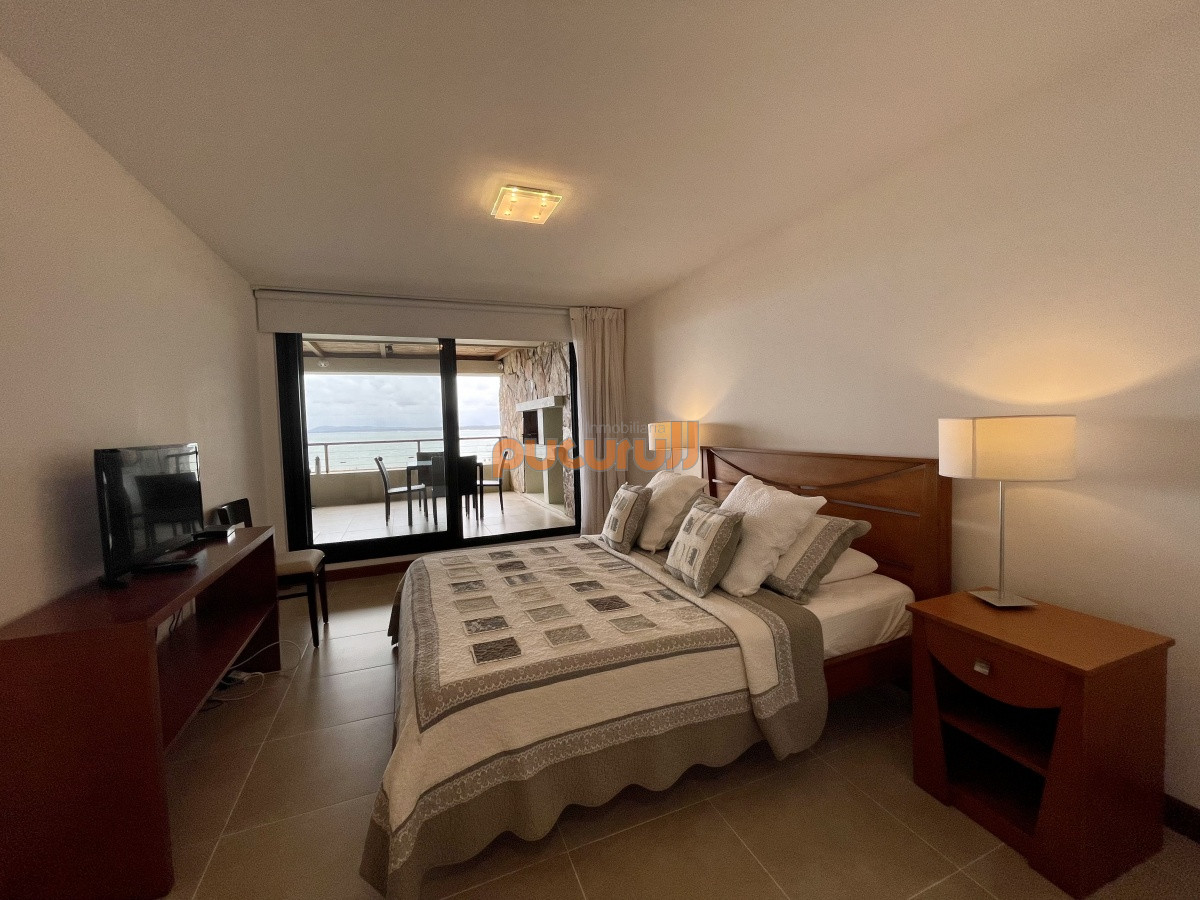 Apartamento ID.1455 - Alquiler temporario de apartamento de dos dormitorios con Parrillero de uso exclusivo en complejo privado de Punta Ballena