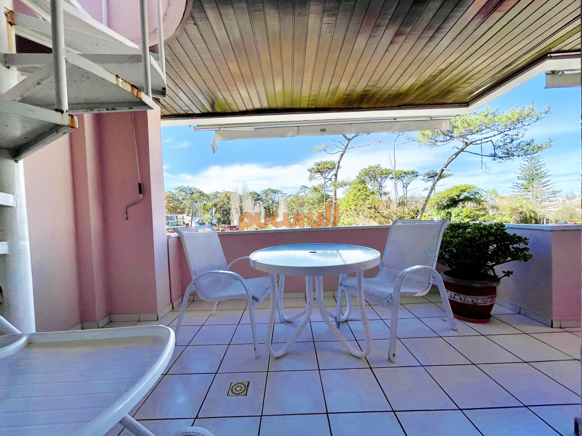 Apartamento ID.1927 - Penthouse de 3 Dormitorios y Terraza Parrillero a metros de Playa Mansa