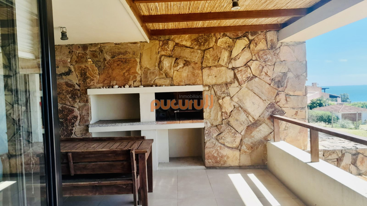 Apartamento ID.2653 - Venta de apartamento de dos dormitorios con dos baños en maravilloso complejo de Punta Ballena 