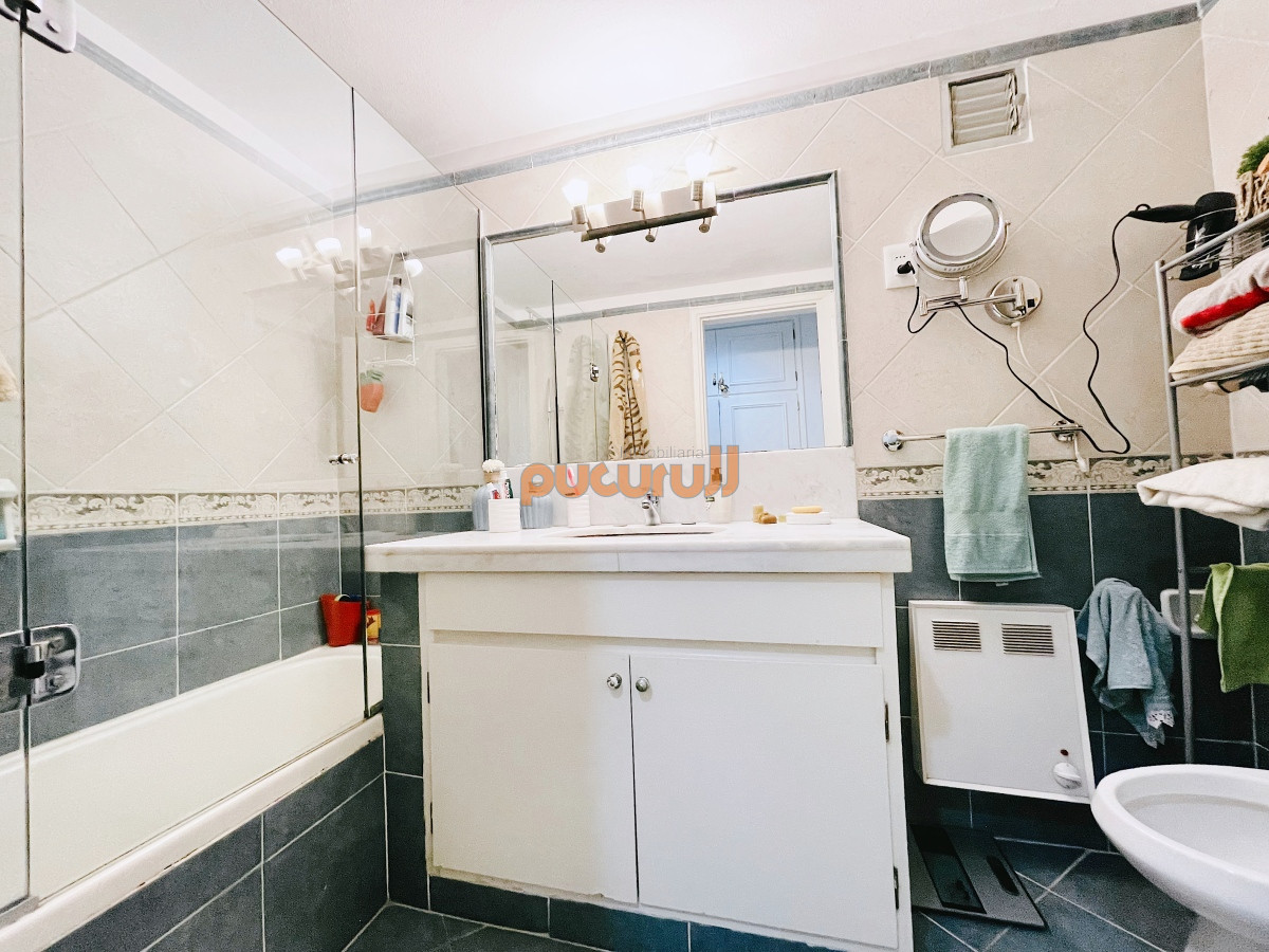 Apartamento ID.1925 - Excelente Apartamento de 2 Dormitorios Frente a Los Dedos, Playa Brava Punta del Este