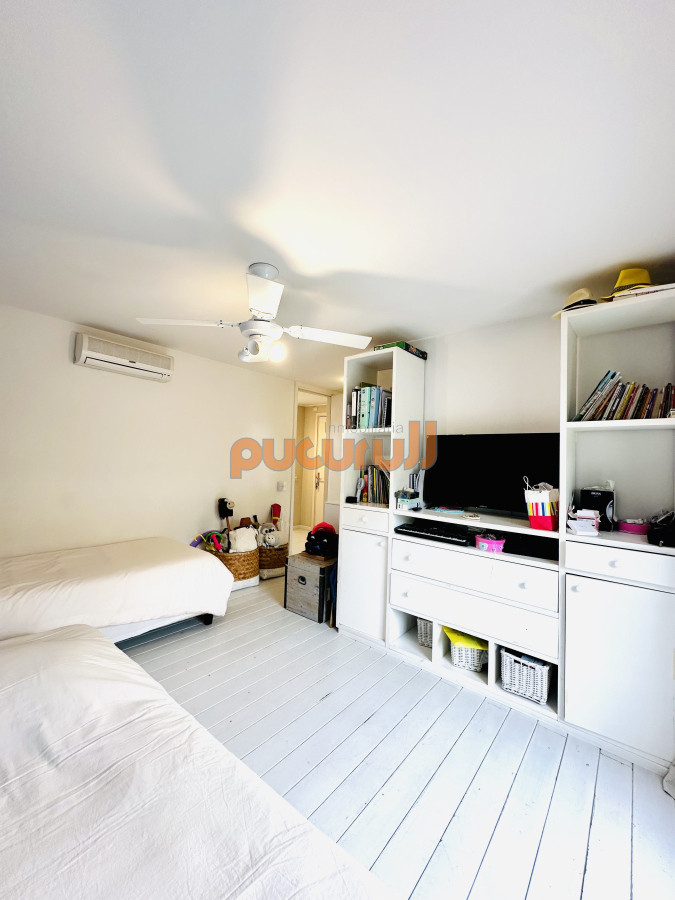 Apartamento ID.2255 - Alquiler temporario de magnífico apartamento de 3 dormitorios más dependencia en Punta Ballena 