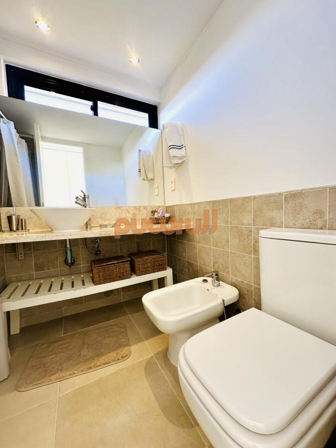 Apartamento ID.2247 - Venta de apartamento de 2 dormitorios con parrillero propio en el Lomo de la Ballena