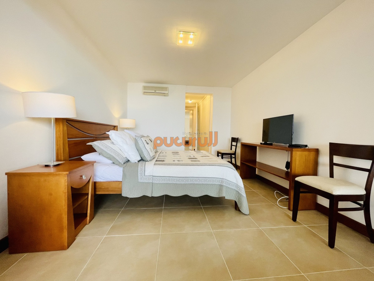 Apartamento ID.1455 - Alquiler temporario de apartamento de dos dormitorios con Parrillero de uso exclusivo en complejo privado de Punta Ballena