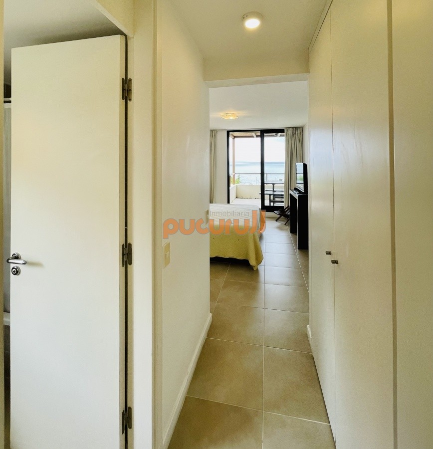Apartamento ID.1475 - Venta de apartamento de dos dormitorios con parrillero en complejo privado de Punta Ballena