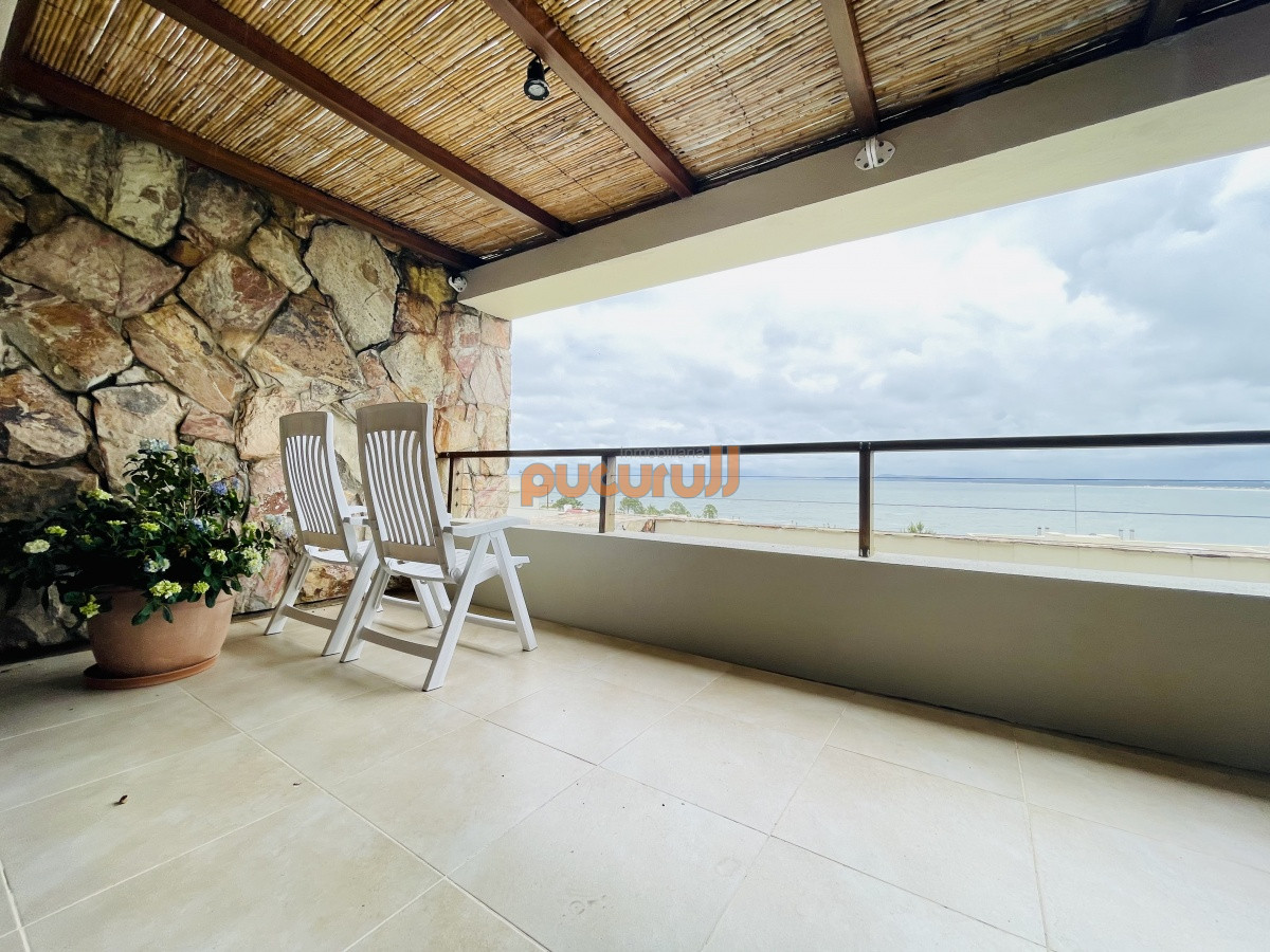 Apartamento ID.1455 - Alquiler temporario de apartamento de dos dormitorios con Parrillero de uso exclusivo en complejo privado de Punta Ballena