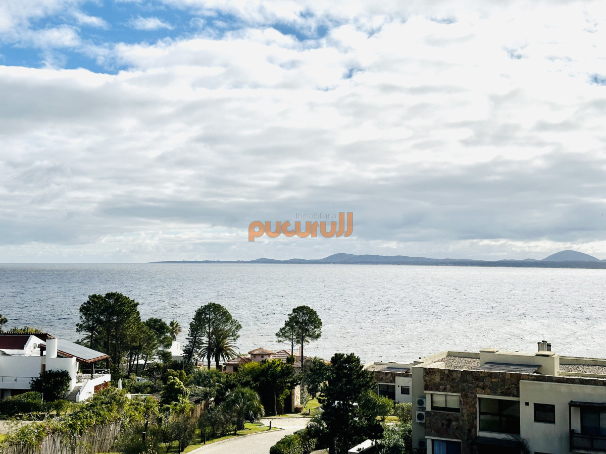 Apartamento ID.2255 - Alquiler temporario de magnífico apartamento de 3 dormitorios más dependencia en Punta Ballena 