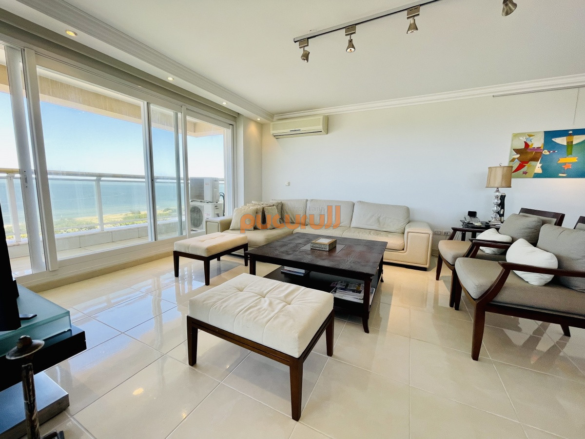 Apartamento ID.1593 - Alquiler temporario de excelente apartamento en torre Le Jardin de Playa Mansa, Punta del Este