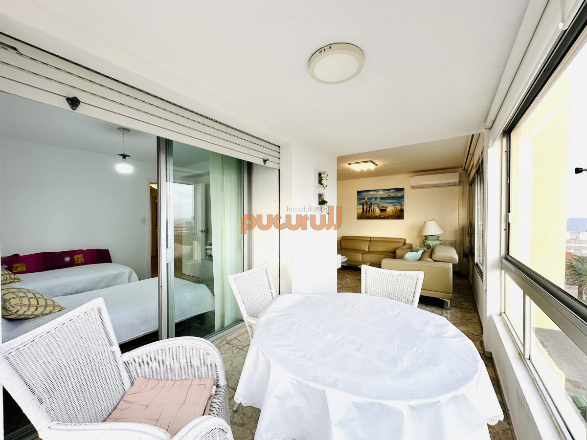 Apartamento ID.2708 - Venta de apartamento en Península de Punta del este con 3 dormitorios y 2 baños reciclado 