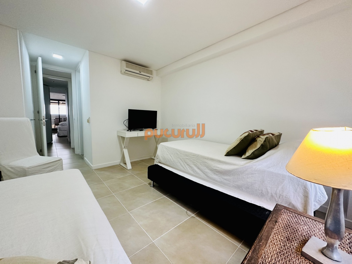 Apartamento ID.1834 - Apartamento de 2 Dormitorios con Parrillero y Vista al Mar en Punta Ballena