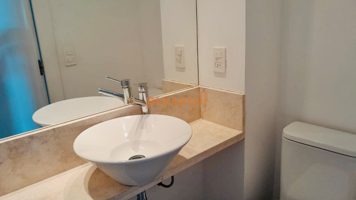 Apartamento ID.2653 - Venta de apartamento de dos dormitorios con dos baños en maravilloso complejo de Punta Ballena 
