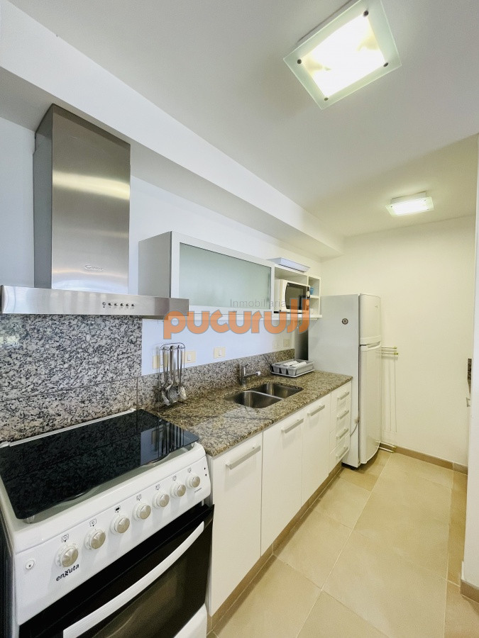 Apartamento ID.1981 - Alquiler temporario de apartamento de un dormitorio con parrillero y jardín, Punta Ballena