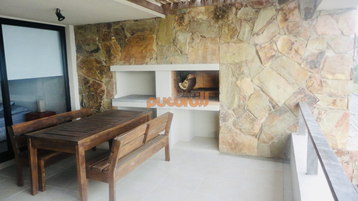 Apartamento ID.2653 - Venta de apartamento de dos dormitorios con dos baños en maravilloso complejo de Punta Ballena 