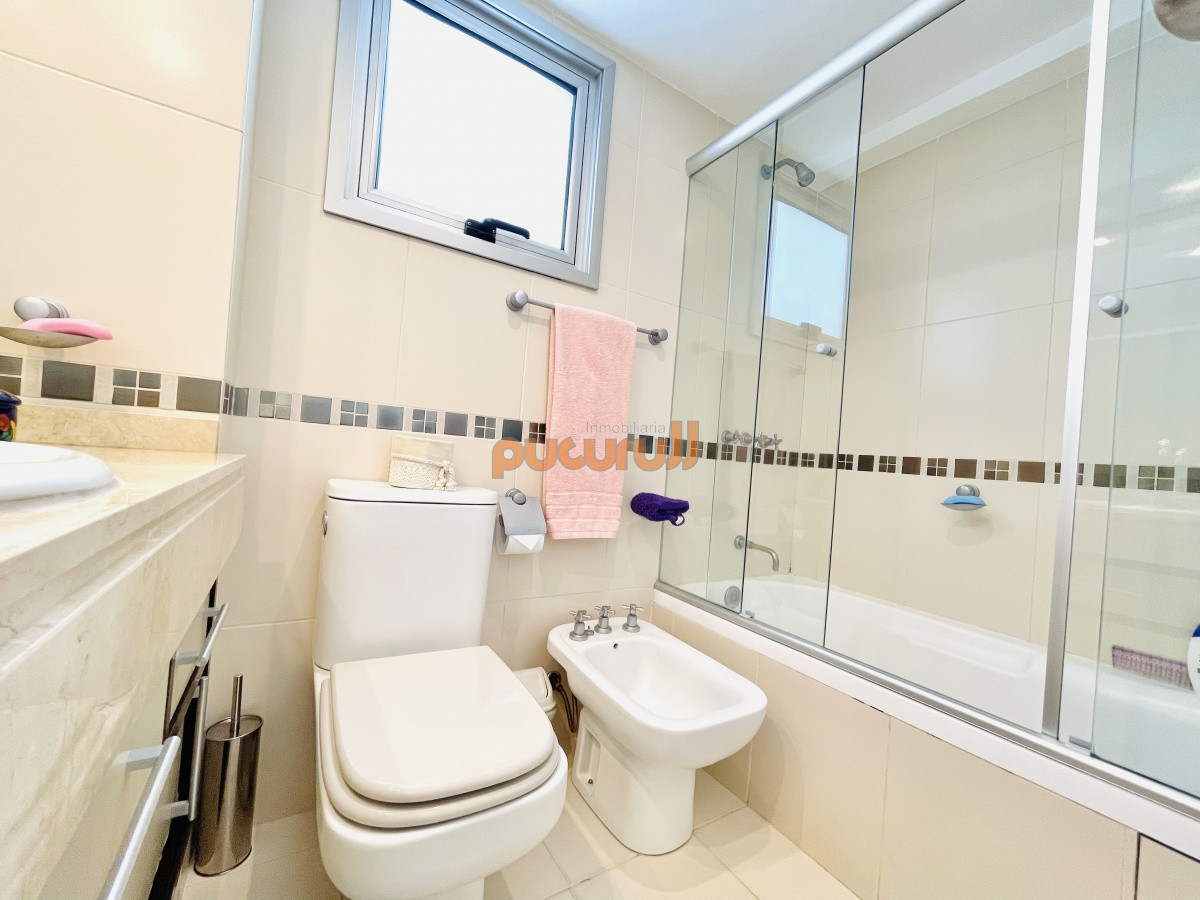 Apartamento ID.2852 - Apartamento de 2 Dormitorios y Parrillero a Pocos Metros de Playa Mansa