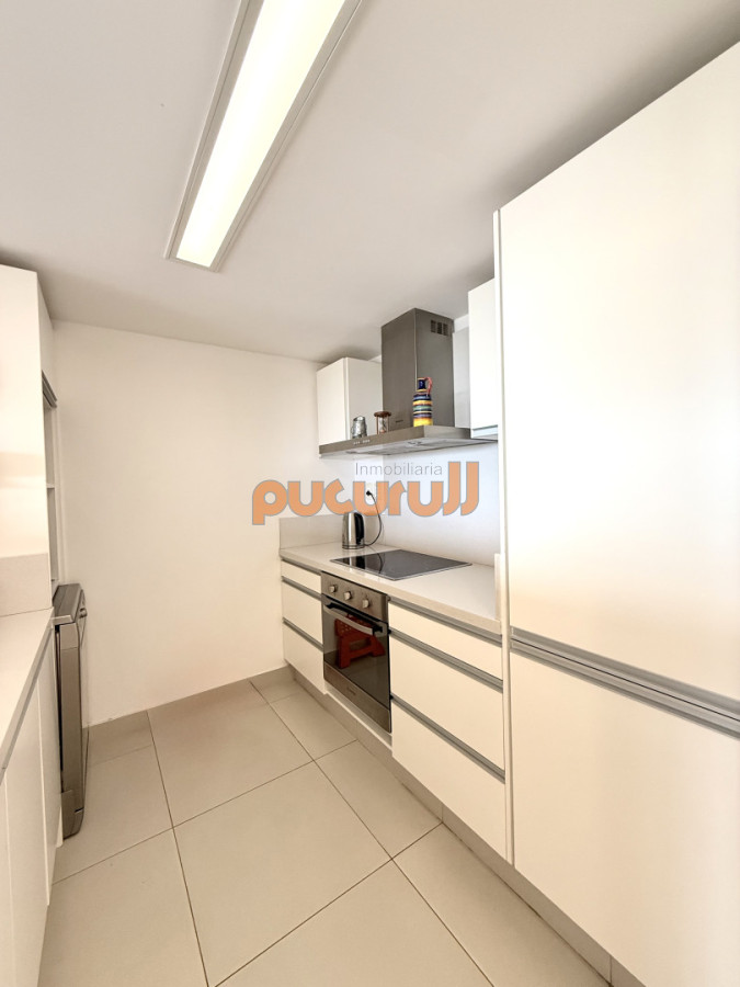 Apartamento ID.2672 - Venta de hermoso departamento de 2 dormitorios más parrillero en Punta Ballena 