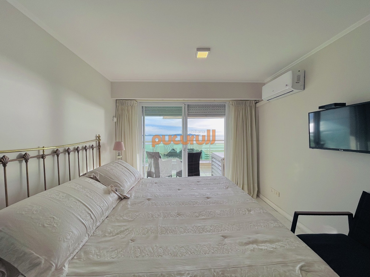 Apartamento ID.1469 - Venta y alquiler temporario de apartamento de tres dormitorios sobre playa Mansa, parada 5