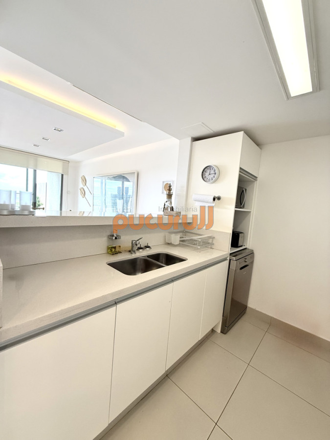 Apartamento ID.2672 - Venta de hermoso departamento de 2 dormitorios más parrillero en Punta Ballena 