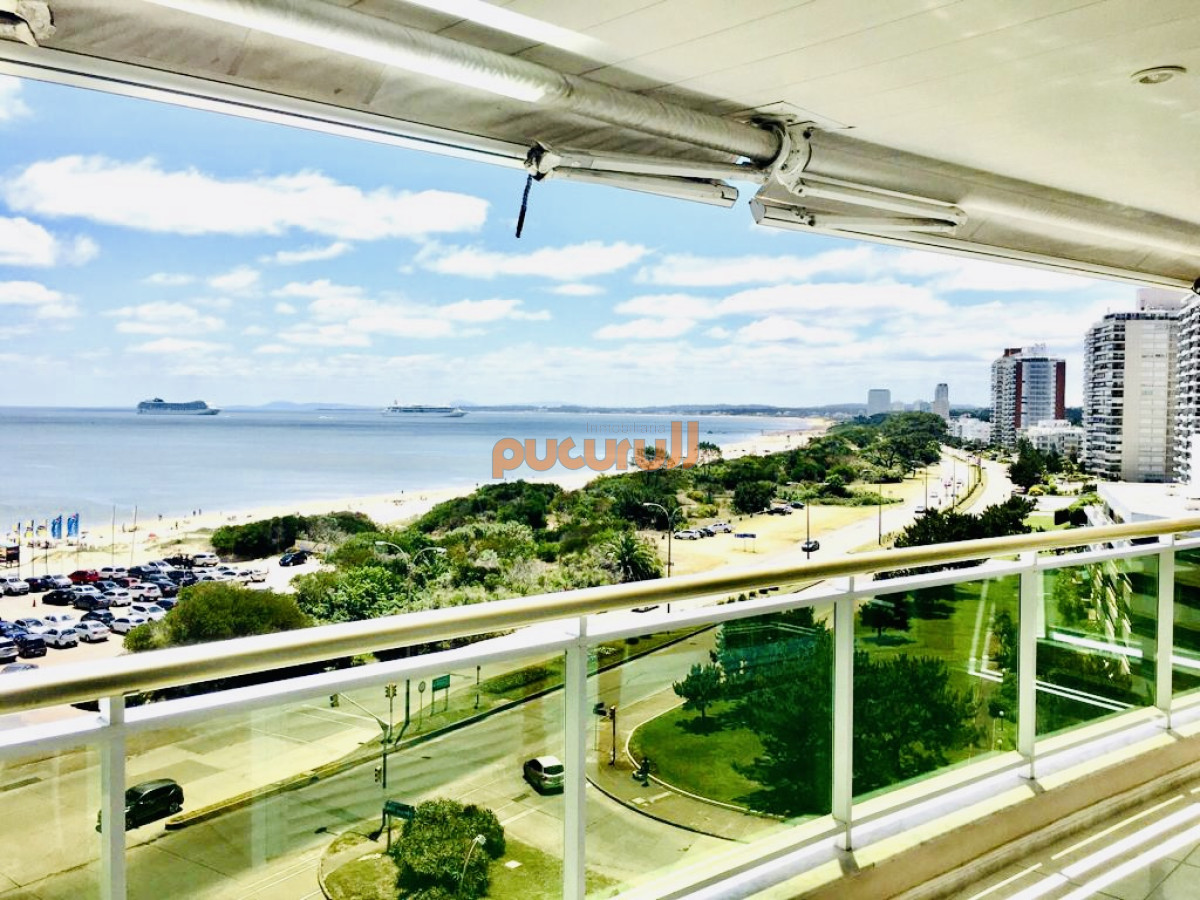 Apartamento ID.1469 - Venta y alquiler temporario de apartamento de tres dormitorios sobre playa Mansa, parada 5
