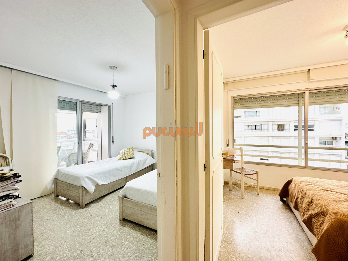 Apartamento ID.2708 - Venta de apartamento en Península de Punta del este con 3 dormitorios y 2 baños reciclado 