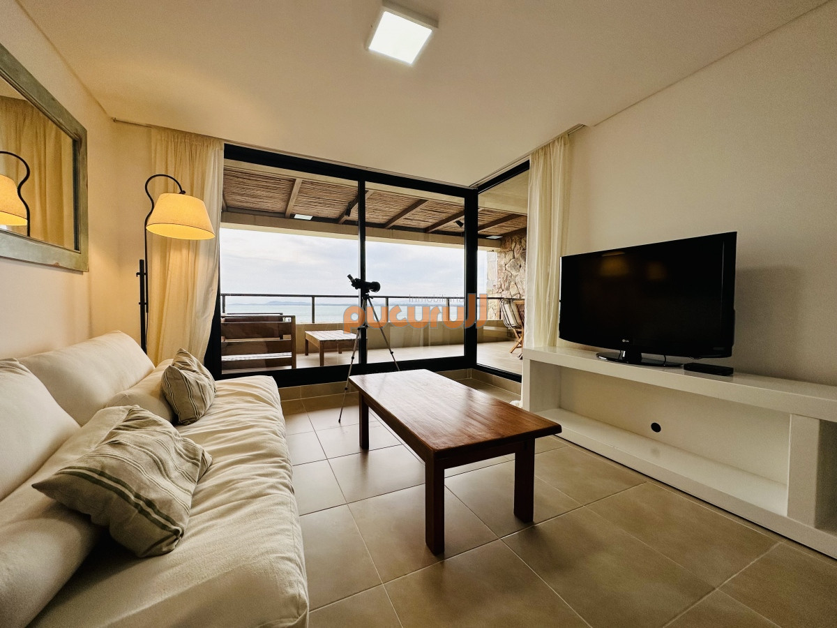Apartamento ID.1834 - Apartamento de 2 Dormitorios con Parrillero y Vista al Mar en Punta Ballena