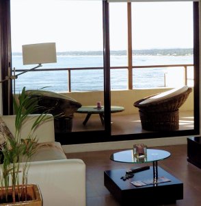 Venta de apartamento de 2 dormitorios con parrillero propio en el Lomo de la Ballena