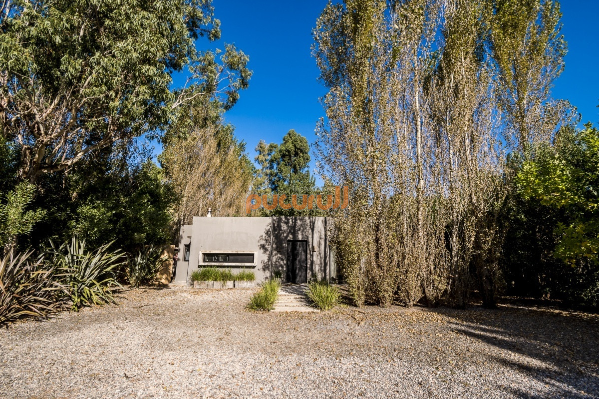 Casa ID.2675 - Excelente Casa de 3 Dormitorios en Barrio Privado, La Arbolada - Punta del Este, Venta