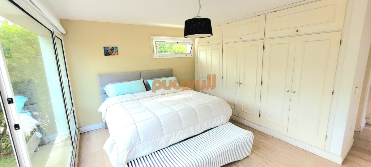 Casa ID.2677 - Casa moderna de 5 dormitorios y Piscina Climatizada en Punta del Este