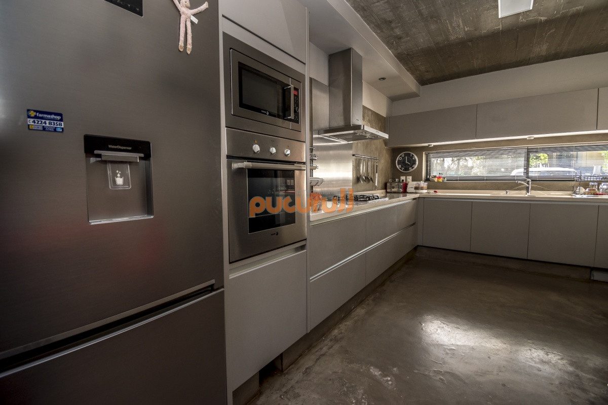 Casa ID.2675 - Excelente Casa de 3 Dormitorios en Barrio Privado, La Arbolada - Punta del Este, Venta