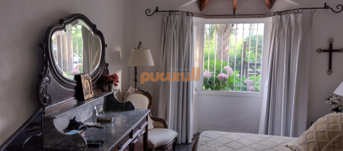 Casa ID.2678 - Casa de 3 Dormitorios más Dependencia y Piscina, en Aidy Grill Punta del Este, Ubicada a pasos del Mar