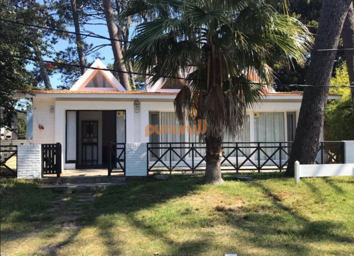 Casa ID.2676 - Cómoda Casa de 5 Dormitorios, Parrillero y Gran Jardín en San Rafael, Punta del Este