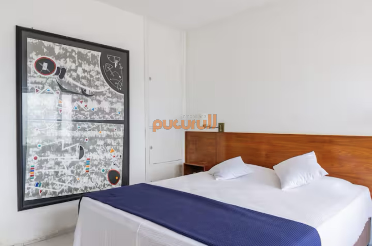 Casa ID.2889 - Gran Casa en Venta sobre el Mar de 5 Dormitorios y Dependencia en Península, Punta del Este