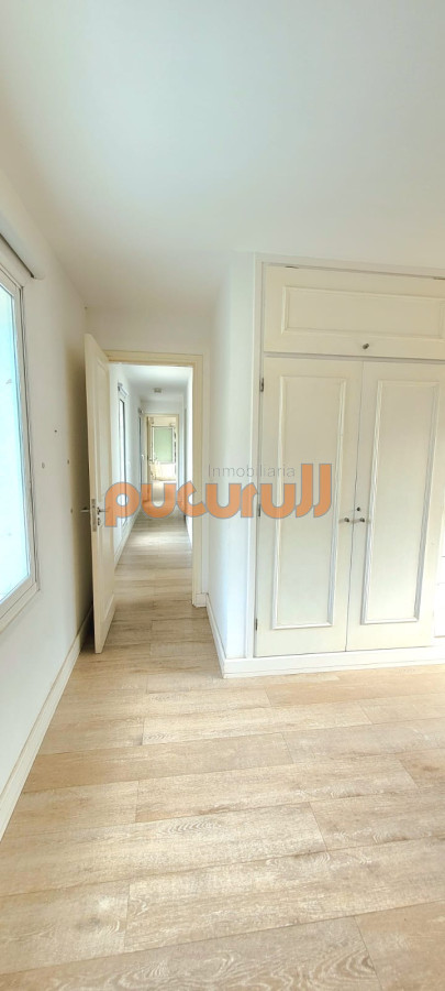 Casa ID.2677 - Casa moderna de 5 dormitorios y Piscina Climatizada en Punta del Este