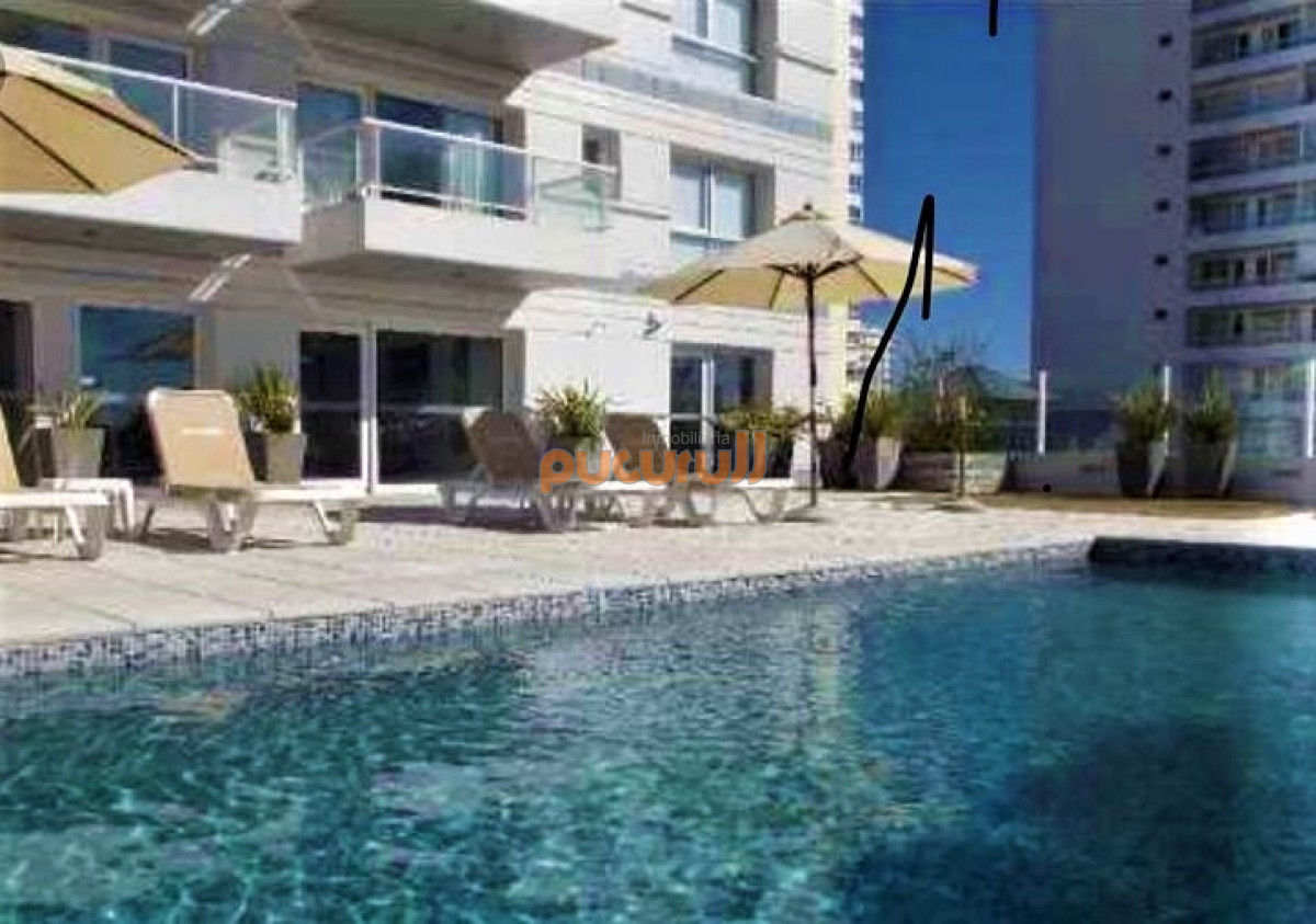 Apartamento ID.2712 - Venta de apartamento de 2 Dormitorios en el corazón de la Península, Torre con servicios