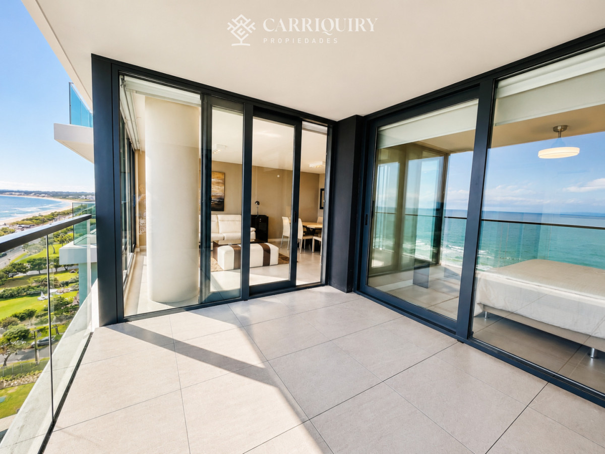 Apartamento ID.5805/Apartamento-en-Mansa--Punta-del-Este - Alquiler temporario de fabuloso departamento de dos dormitorios en Torre Venetian sobre Playa Mansa