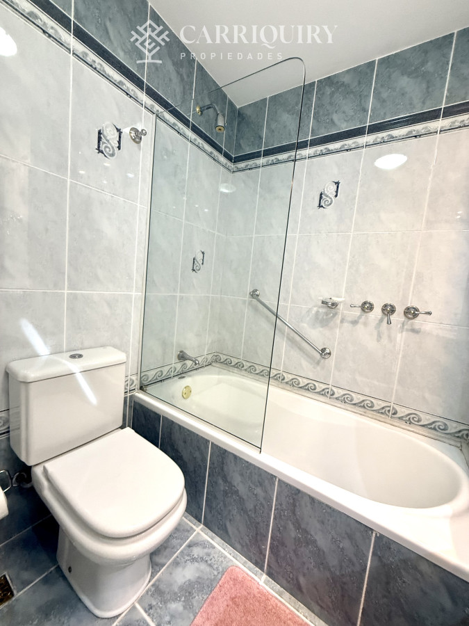 Apartamento ID.8071/APARTAMENTO,-4-DORM- -DEP.-SERV,-PUERTO,-PUNTA-DEL-ESTE,-VENTA-Y-ALQUILER - Alquiler temporario de apartamento esquinero de tres dormitorios más dependencia de servicio sobre Playa Mansa, Punta del Este