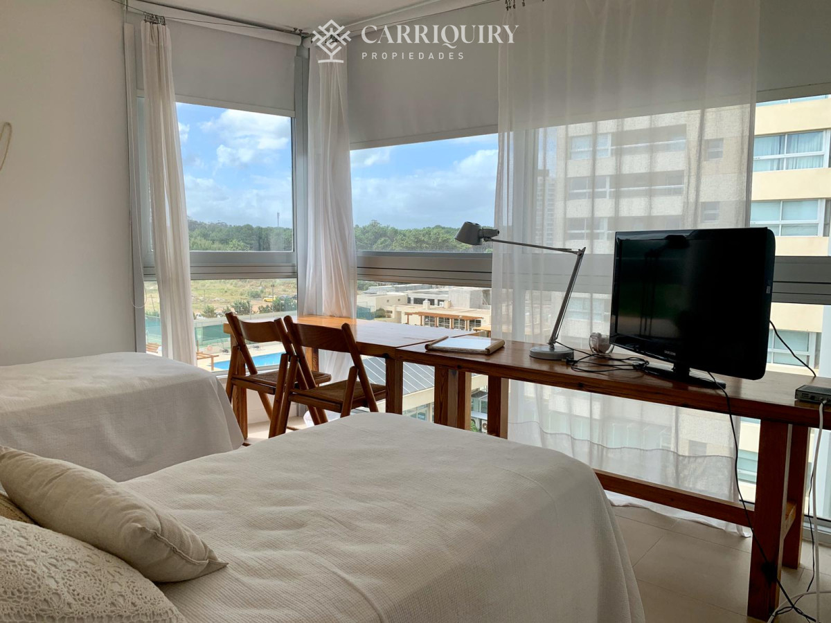 Apartamento ID.7044/Alquiler-temporal-de-apartamento-esquinero-en-Torre-Le-Parc-II,-Playa-Brava - Venta y alquiler de departamento esquinero de tres dormitorios mas dependencia de servicio, Torre LE PARC, playa Brava. Punta del Este