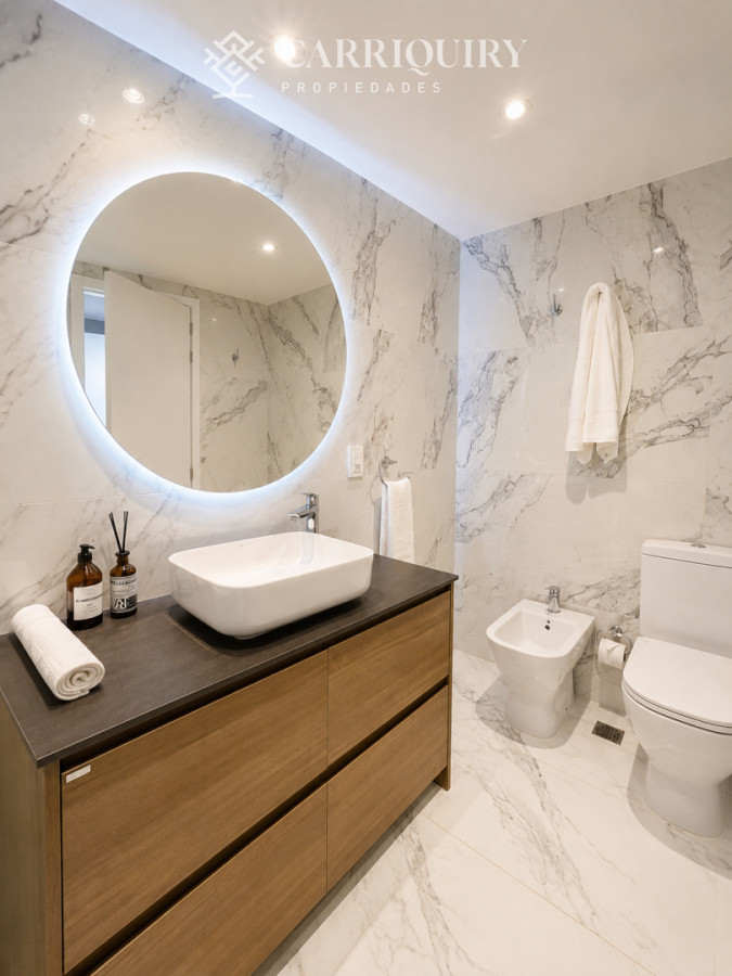 Apartamento ID.5805/Apartamento-en-Mansa--Punta-del-Este - Alquiler temporario de fabuloso departamento de dos dormitorios en Torre Venetian sobre Playa Mansa