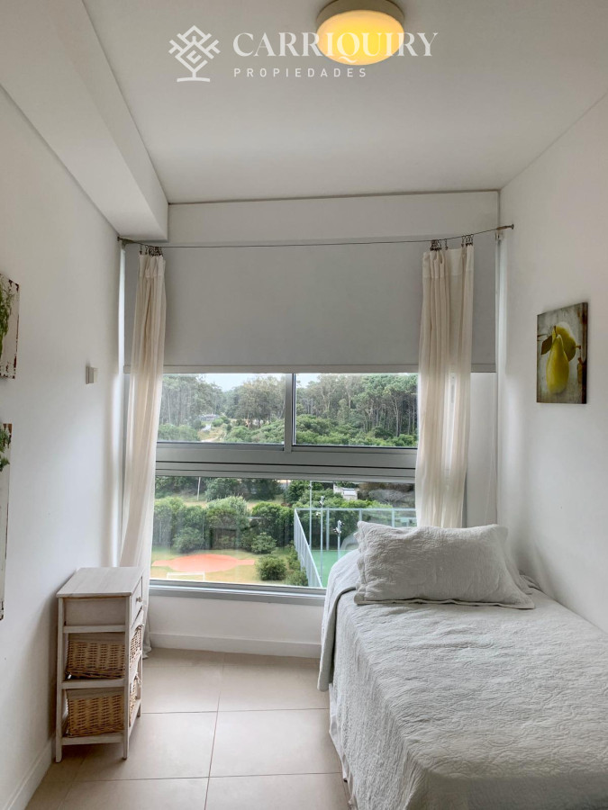 Apartamento ID.7044/Alquiler-temporal-de-apartamento-esquinero-en-Torre-Le-Parc-II,-Playa-Brava - Venta y alquiler de departamento esquinero de tres dormitorios mas dependencia de servicio, Torre LE PARC, playa Brava. Punta del Este