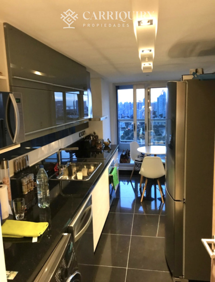 Apartamento ID.10467 - Venta de apartamento de 2 dormitorios más dependencia y parrillero en Playa Mansa