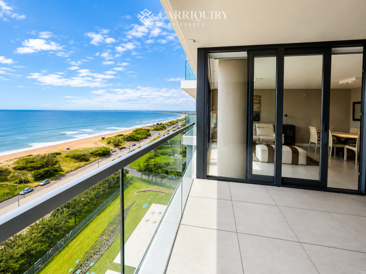 Apartamento ID.5805/Apartamento-en-Mansa--Punta-del-Este - Alquiler temporario de fabuloso departamento de dos dormitorios en Torre Venetian sobre Playa Mansa