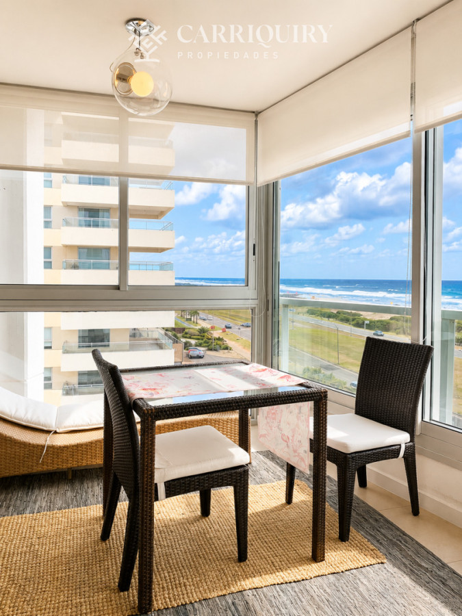 Apartamento ID.7044/Apartamento-en-torre-de-lujo - Venta y alquiler de departamento esquinero de tres dormitorios mas dependencia de servicio, Torre LE PARC, playa Brava. Punta del Este