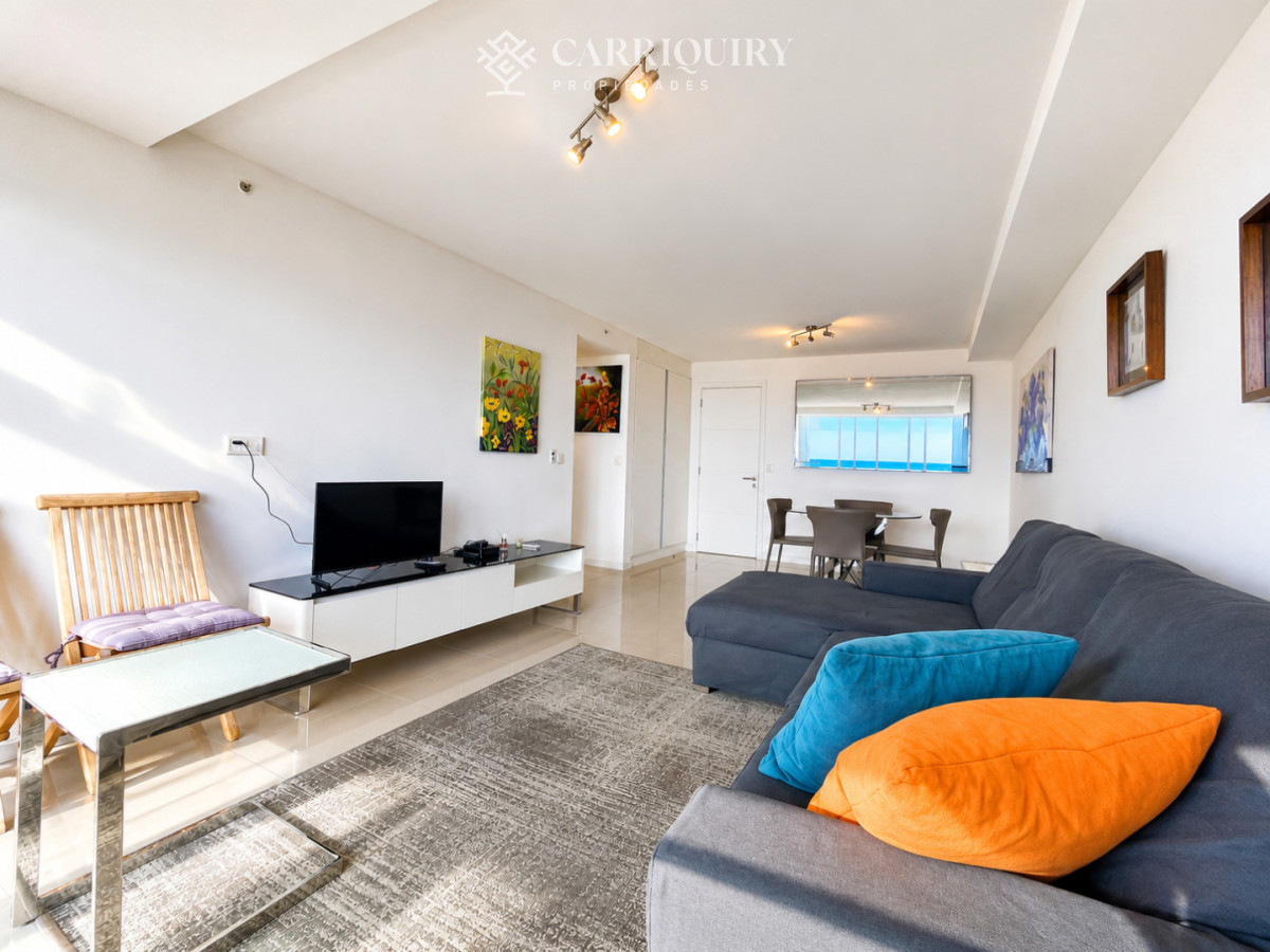 Apartamento ID.10435 - Moderno Apartamento Penthouse con Parrillero en torre One, Playa Brava Punta del Este