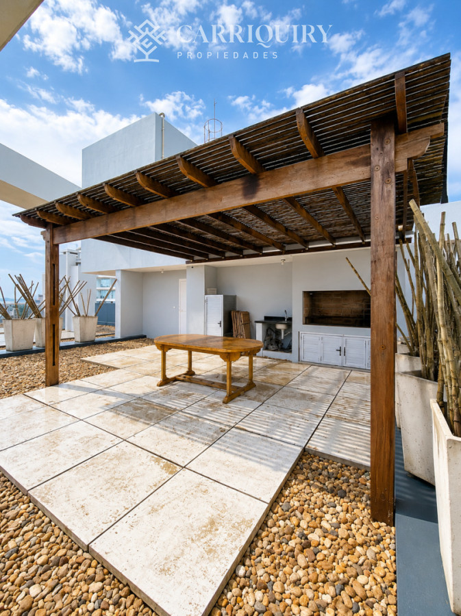 Apartamento ID.10435 - Moderno Apartamento Penthouse con Parrillero en torre One, Playa Brava Punta del Este