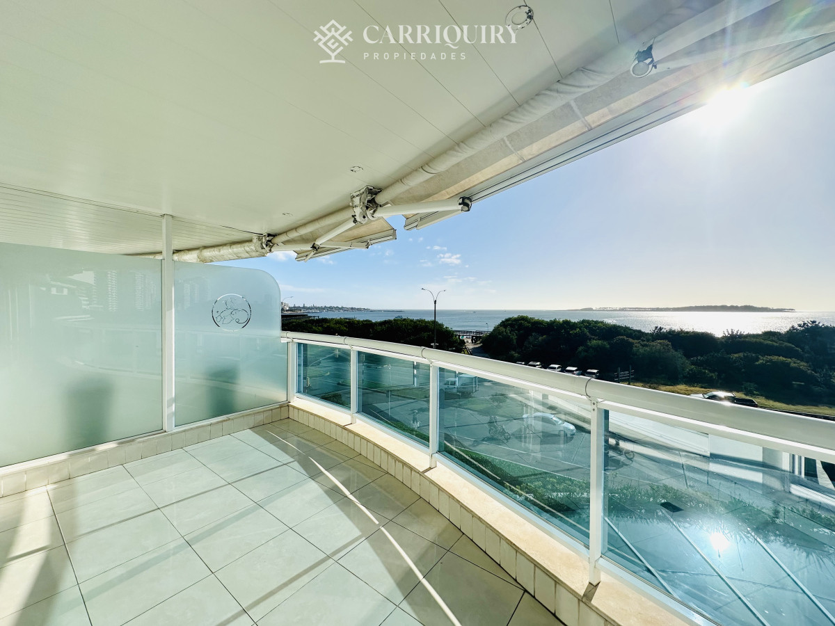 Apartamento ID.8502 - Alquiler temporario de Apartamento de 2 suites sobre Playa Mansa, Primera Línea