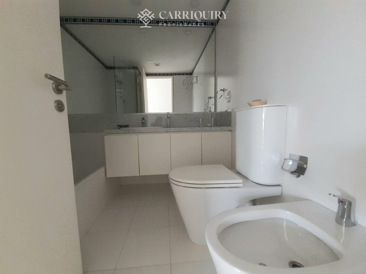 Apartamento ID.5117/Apartamento-en-Venta-Playa-Mansa-3-dormitorios-Sunrise-Tower - Alquiler temporal de apartamento esquinero en Torre Le Parc II, Playa Brava