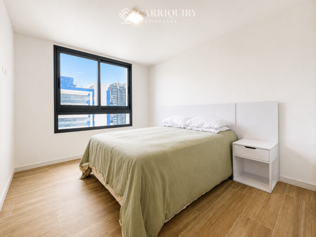 Apartamento ID.10429/apartamento-en-venta-de-3-dormitorios-en-torre-YOO - Moderno Apartamento de 2 Dormitorios en Venta, Playa Brava, Punta del Este