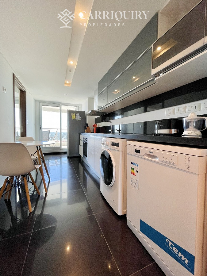 Apartamento ID.5194 - Apartamento de 2 Dormitorios y Dependencia en Playa Brava - Punta del Este