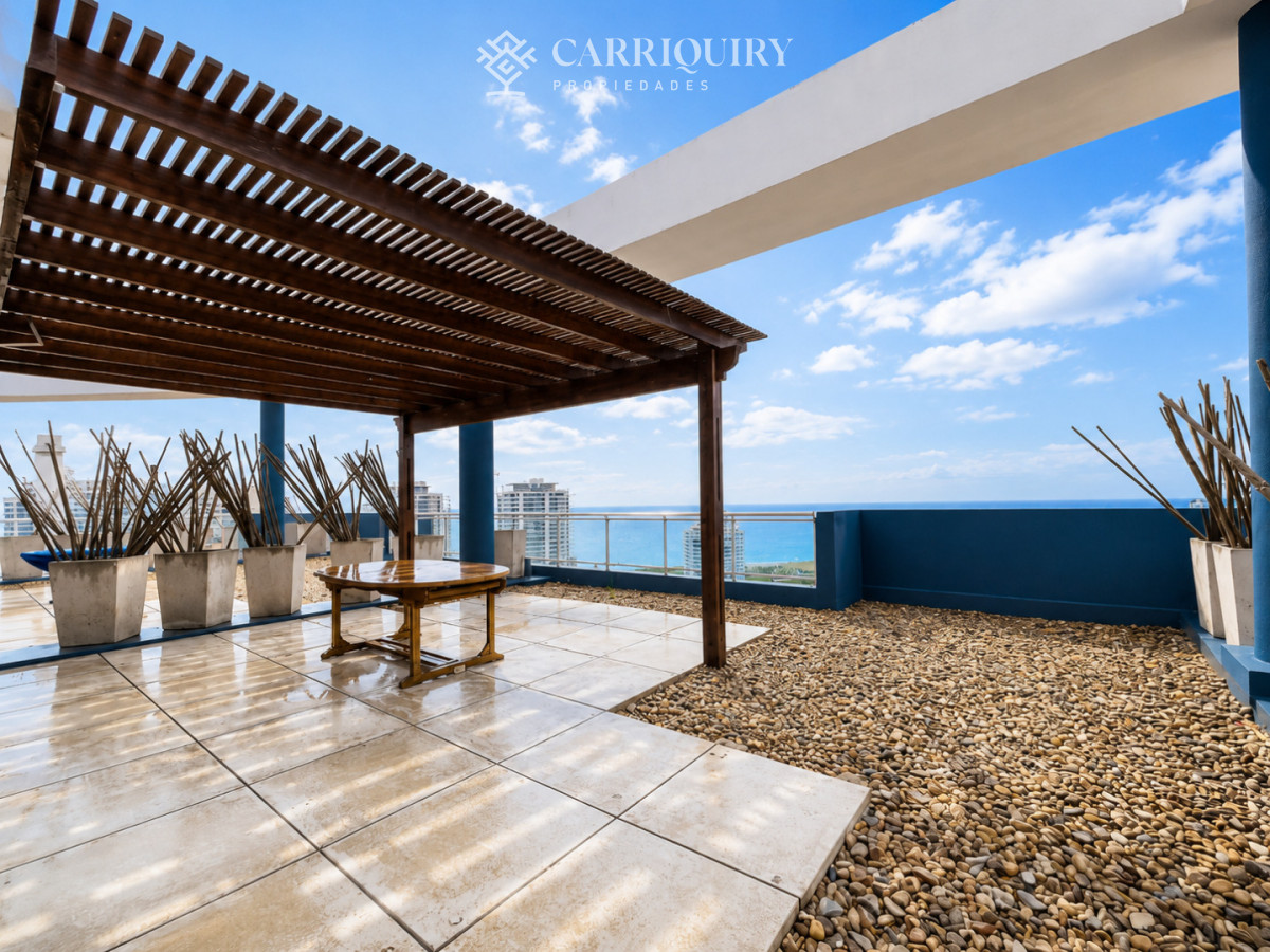 Apartamento ID.10435 - Moderno Apartamento Penthouse con Parrillero en torre One, Playa Brava Punta del Este